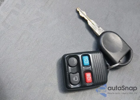 2009 Ford Mustang V6/V6 Premium из США, поврежденный, VIN 1ZVHT80N295145154